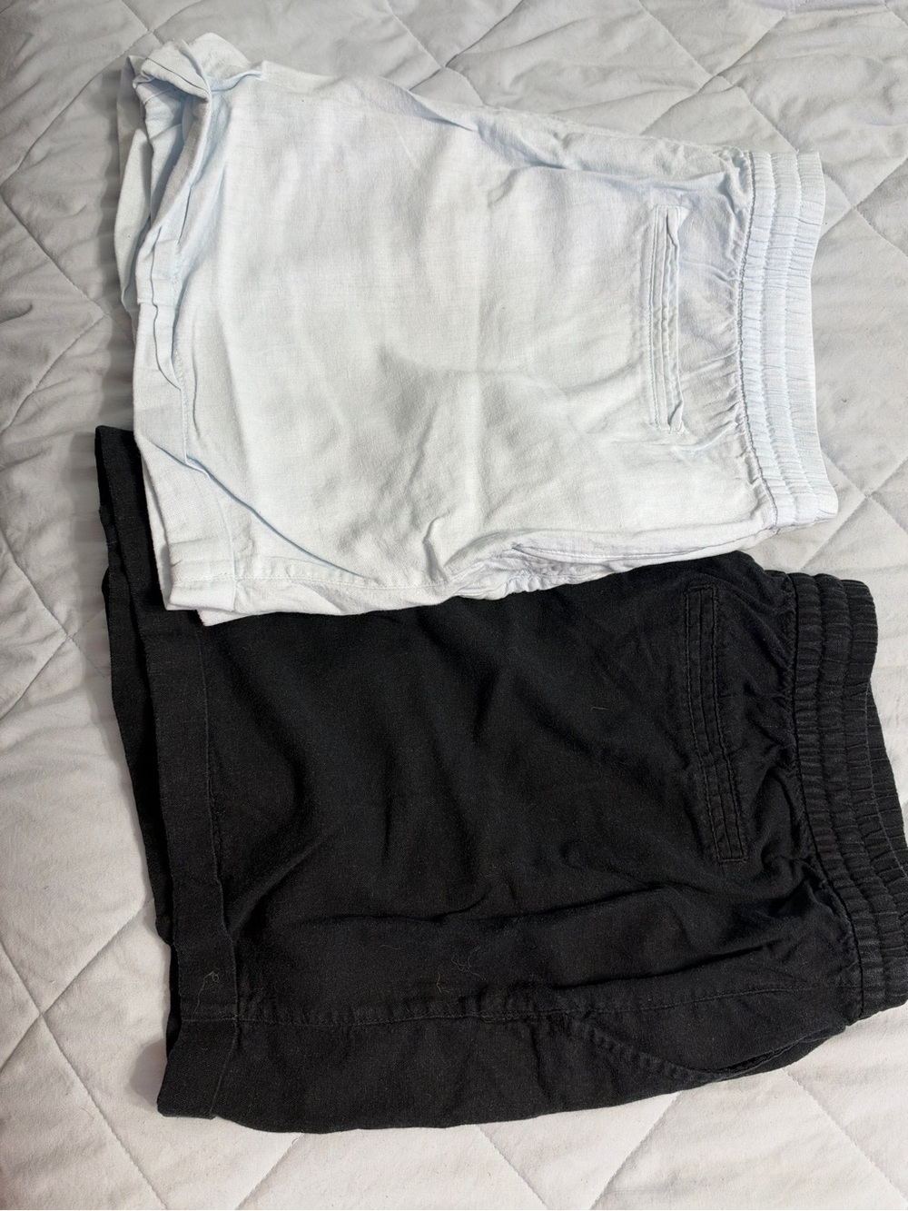 Old Navy 2 pack Baby Blue and  Black Pull-On Linen Shorts XL